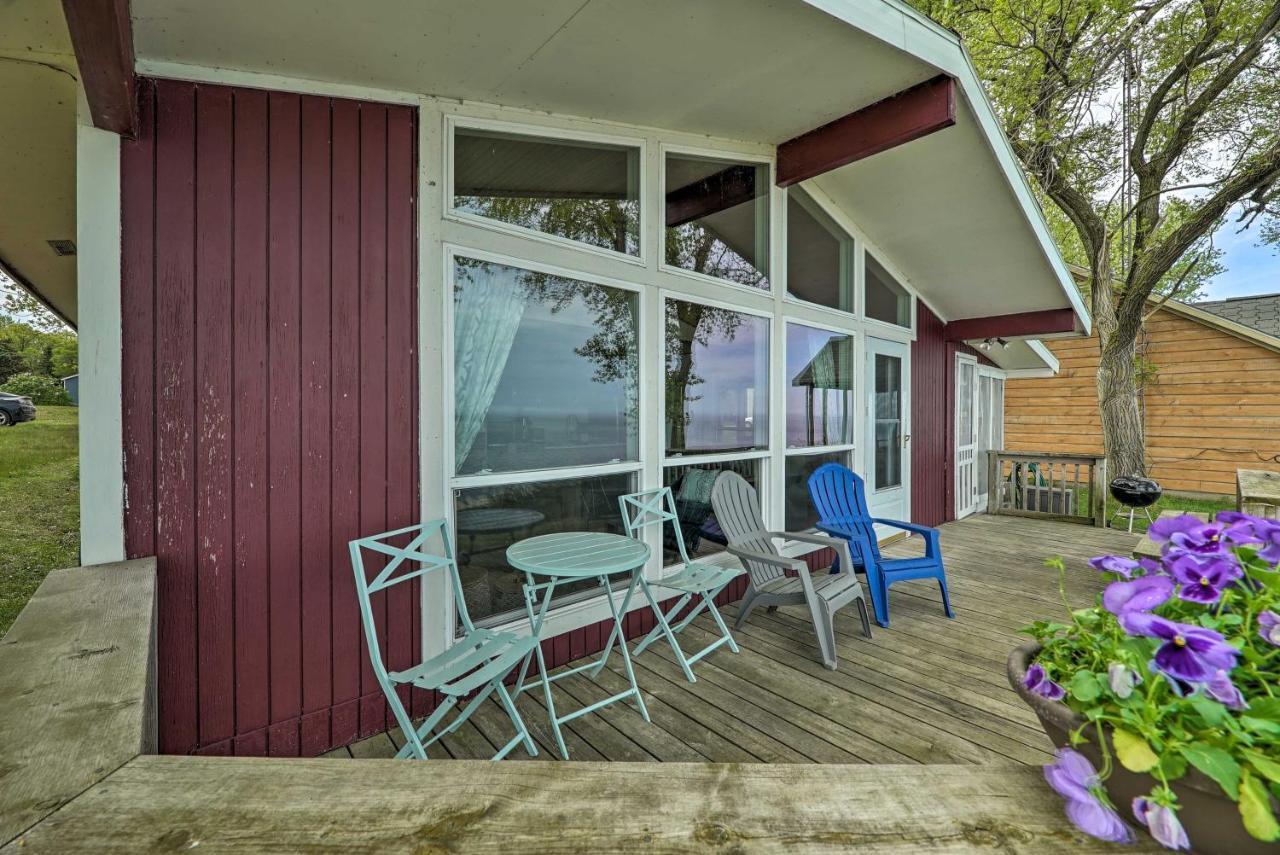 Lakefront Cottage Near Wineries And State Parks! Мирс Экстерьер фото
